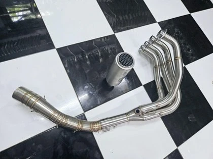 Kawasaki Z900 — Full System Stainless · Silver — foto 2