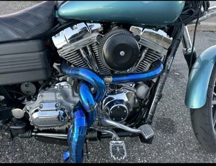 Dyna — Twisted Pipe · Silver
