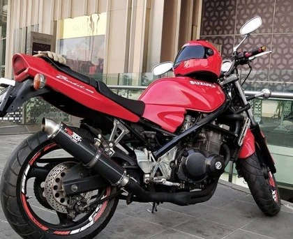 Suzuki Bandit 400 — SC-1 · Silver